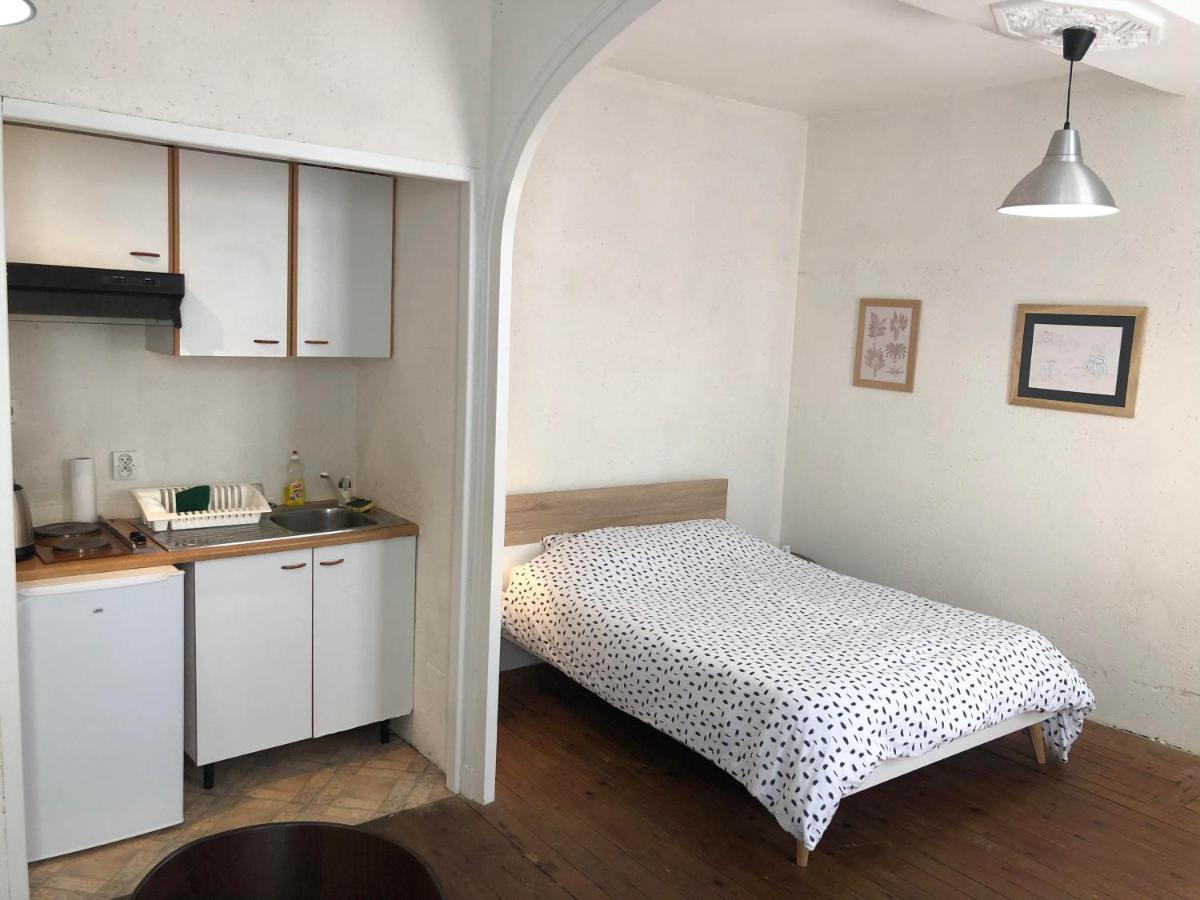 Coeur De Ville Appartement Meuble Angers Exterior foto