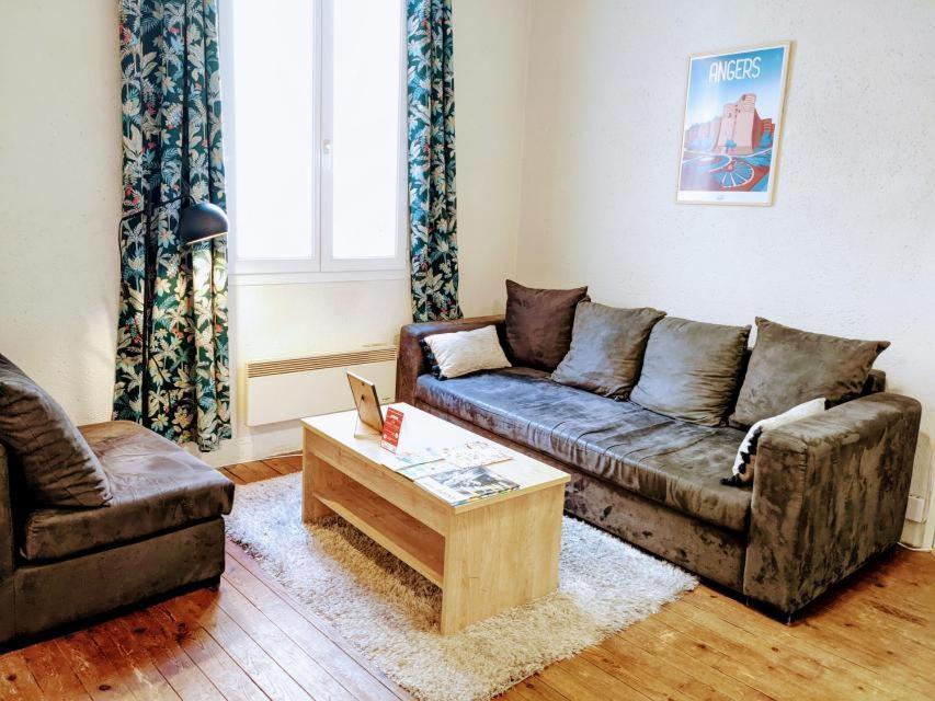 Coeur De Ville Appartement Meuble Angers Exterior foto